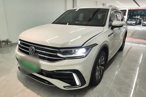 Volkswagen Tiguan L 2021