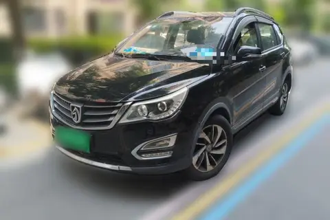 Baojun 560 2015