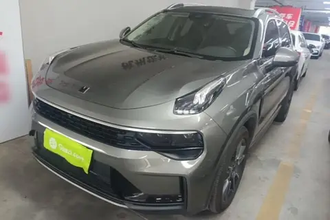 Lynk & Co 01 2021