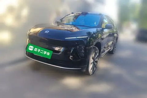 NIO ES8 2023