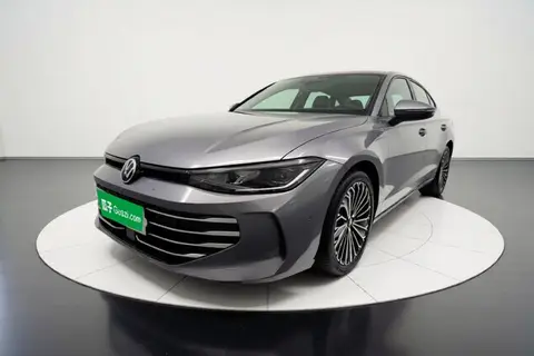 Volkswagen Passat 2024