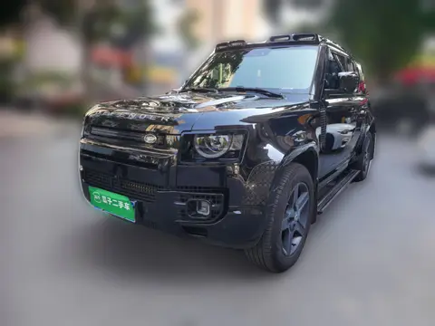 Land Rover Defender 2025