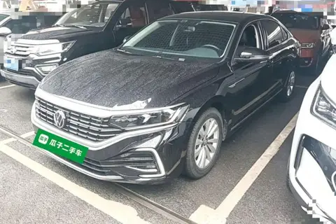 Volkswagen Passat 2023