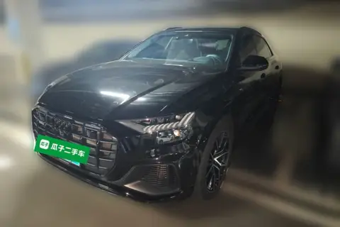 Audi Q8 2022
