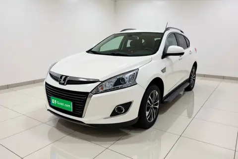 Luxgen U6 SUV 2015
