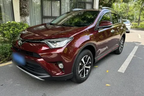Toyota RAV4 2017