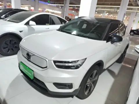 Volvo XC40 2021