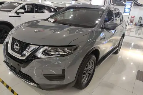 Nissan X-Trail 2025