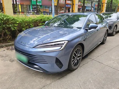 BYD Seal 07 2025