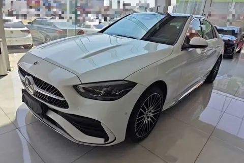 Mercedes-Benz C-Class 2024