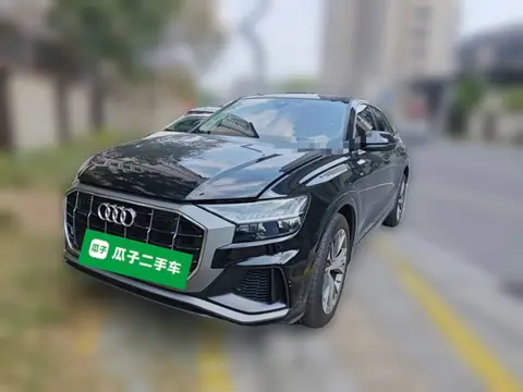 Audi Q8 2022