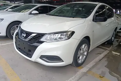 Nissan Tiida 2022