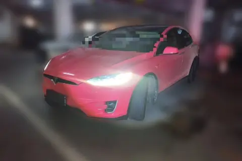 Tesla Model X 2018