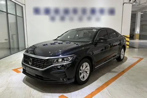 Volkswagen Passat 2023