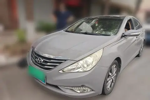 Hyundai Sonata 2013