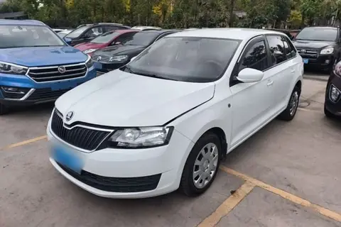 Skoda Rapid Spaceback 2016