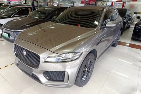 Jaguar F-PACE 2020