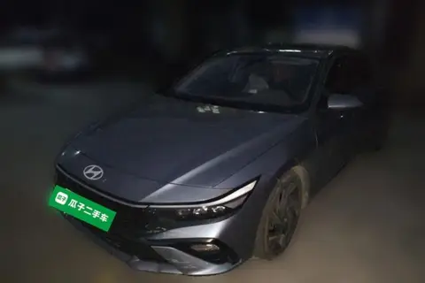 Hyundai Elantra 2024