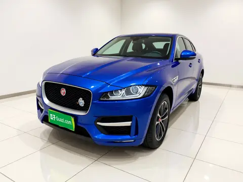 Jaguar F-PACE 2017