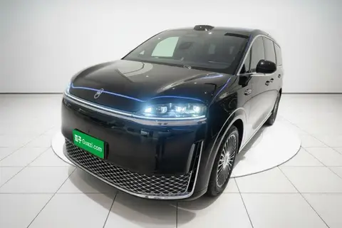 Luxeed V9 2026