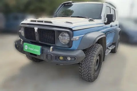 TANK 300 2023