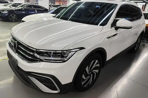 Volkswagen Tiguan L 2023