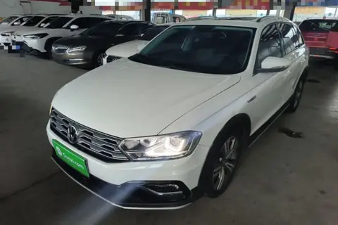 Volkswagen C-TREK 2018