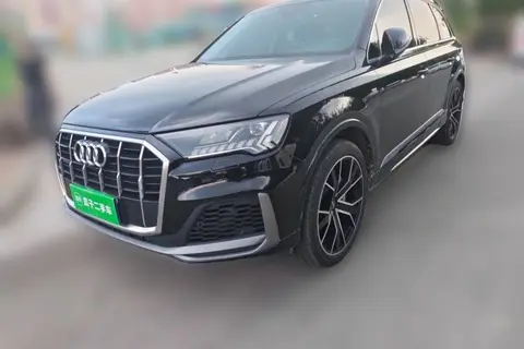 Audi Q7 2021