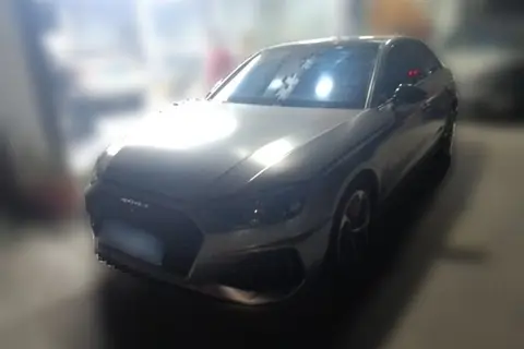 Audi A4L 2023