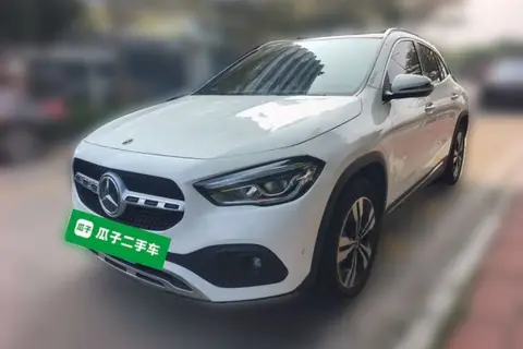 Mercedes-Benz GLA 2021