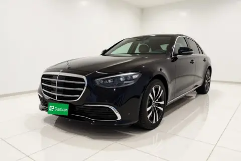 Mercedes-Benz S-Class 2020