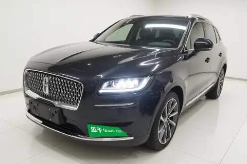 Lincoln Nautilus 2021