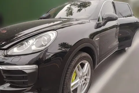 Porsche Cayenne 2016