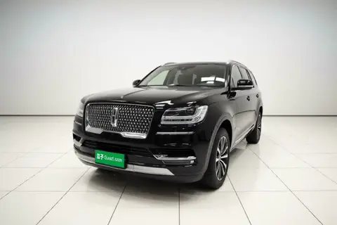 Lincoln Navigator 2021