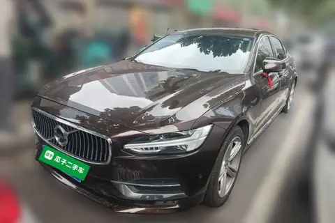 Volvo S90 2018