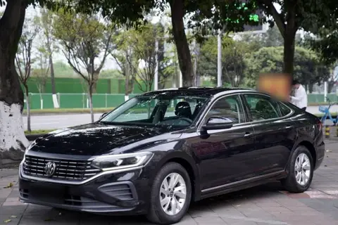 Volkswagen Passat 2023