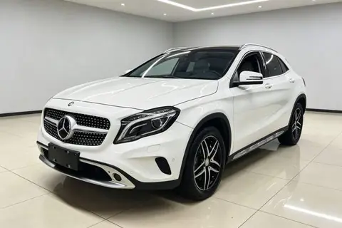 Mercedes-Benz GLA 2017