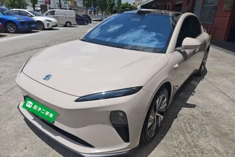 NIO ET5 2024