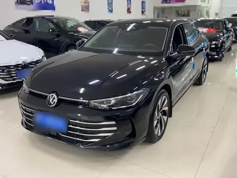 Volkswagen Passat 2024