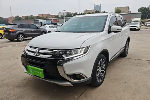 Mitsubishi Outlander 2017