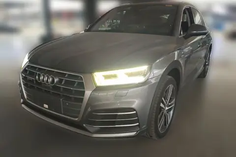 Audi Q5L 2020
