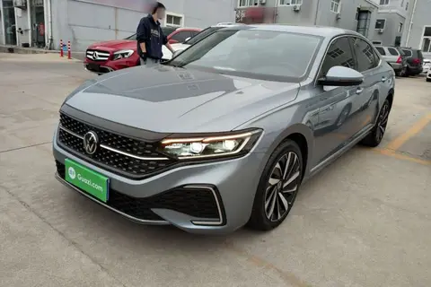 Volkswagen Passat 2021