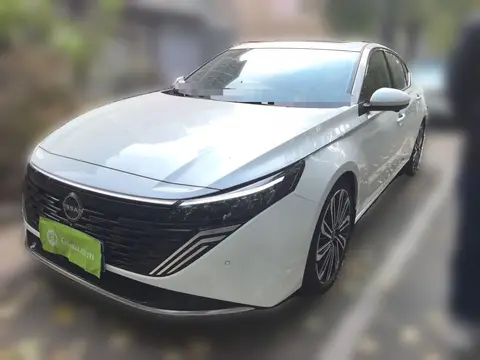 Nissan Teana 2025