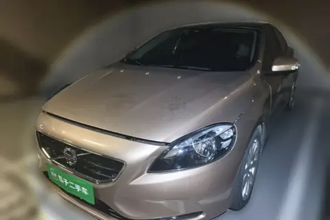 Volvo V40 2013