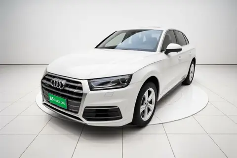 Audi Q5L 2019