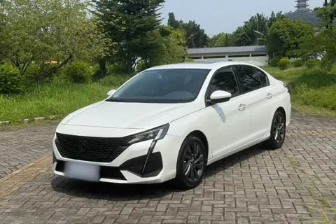 Peugeot 408 2022
