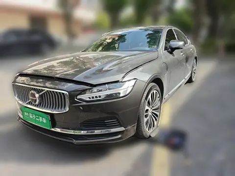 Volvo S90 2022