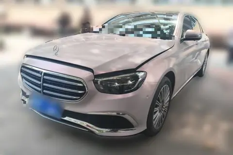 Mercedes-Benz E-Class 2022
