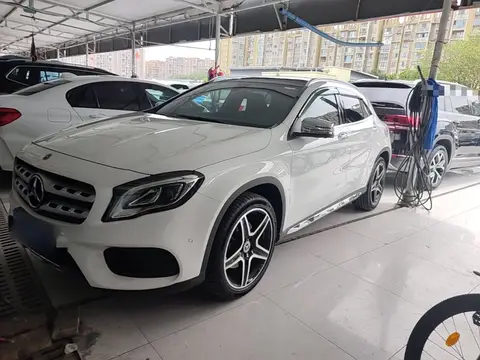 Mercedes-Benz GLA 2019
