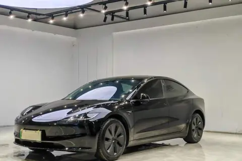 Tesla Model 3 2026